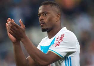 Δύο παίκτες ομοφυλόφιλοι ανά ομάδα και το κρύβουν – «Αν το πεις, τελείωσε» λέει ο Εβρά