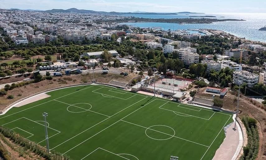Γλυφάδα-Κατασκευάστηκαν νέα γήπεδα ποδοσφαίρου προδιαγραφών FIFA
