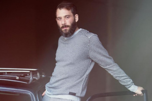 Αντίνοος Αλμπάνης – Το δημόσιο μήνυμα κατά του Βαλάντη «Ηλίθιε»