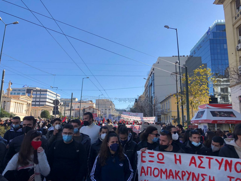 Πανεκπαιδευτικό συλλαλητήριο – Ξεκίνησε η κινητοποίηση φοιτητών, μαθητών και εκπαιδευτικών