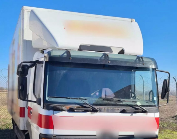 Έβρος: Διακινητές μετέφεραν μετανάστες κάτω από άθλιες συνθήκες, σοκάρουν οι φωτογραφίες