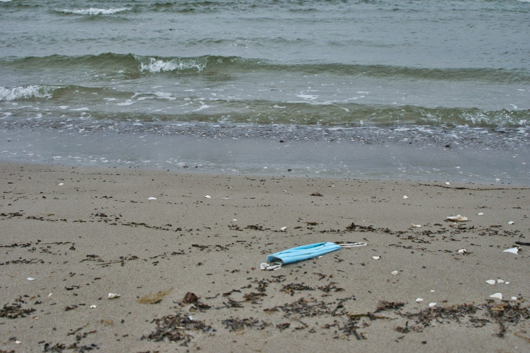 ΠΟΥ: Το ένα τρίτο των δομών υγείας δεν μπορεί να διαχειριστεί τα ιατρικά απόβλητα του κοροναϊού