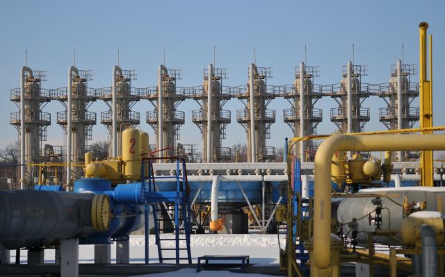 Κομισιόν: Ο Nord Stream 2 «έχει παγώσει» – Νέο «πακέτο» οικονομικής βοήθειας προς την Ουκρανία