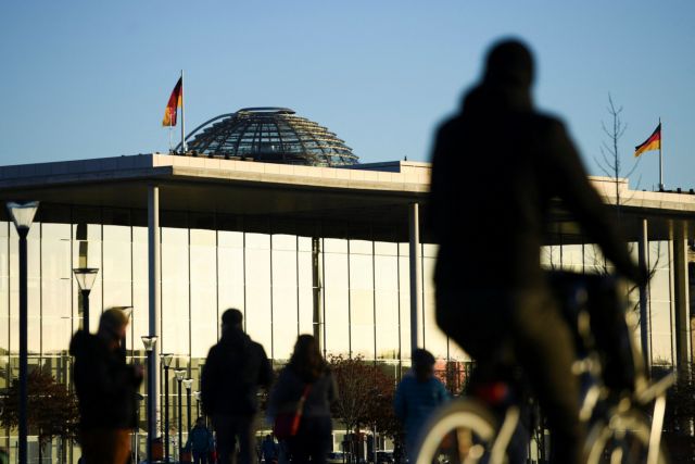 Γερμανία - Είσοδος στα εστιατόρια μόνο για όσους έχουν κάνει ενισχυτική δόση