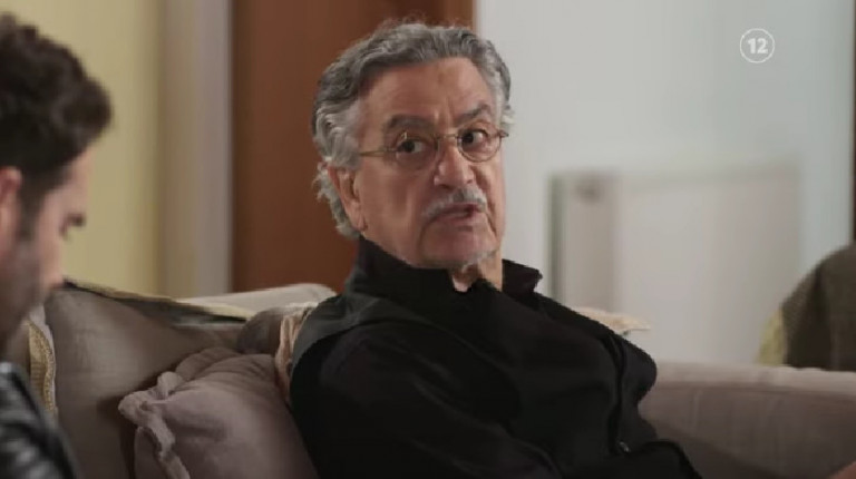 Η Γη της Ελιάς – Η Αθηνά επιφυλάσσει μια έκπληξη στον Ισίδωρο που δεν θα του αρέσει καθόλου