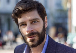 Κοροναϊός: Θετικός στον ιό ο υφυπουργός Πολιτισμού Νικόλας Γιατρομανωλάκης