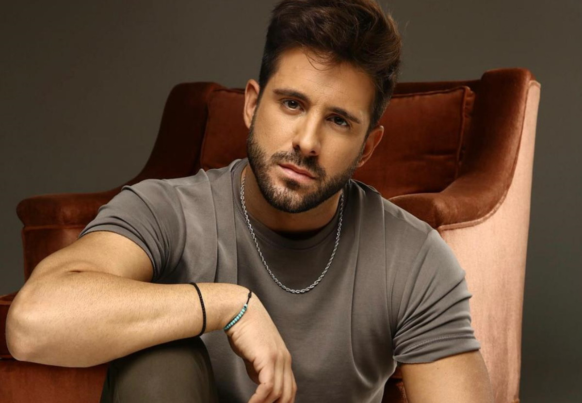 Γιώργος Λιβάνης – Ανακοίνωσε ότι βρέθηκε θετικός στον κοροναϊό