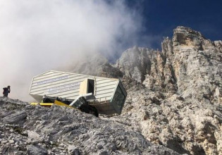 Κόβει την ανάσα κατάλυμα έτοιμο να κάνει βουτιά στο κενό – Θα το τολμούσατε;