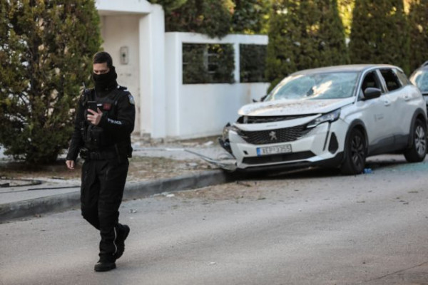 Γλυφάδα – Βίντεο-ντοκουμέντο από την τρομακτική έκρηξη σε συγκρότημα κατοικιών