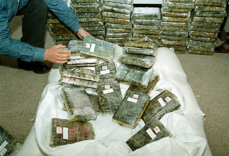 Πειραιάς: Κατάσχεση κοκαΐνης σε κοντέινερ στο λιμάνι