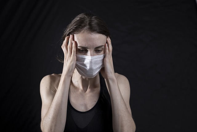 Ψαλτοπούλου - Ποια μάσκα προστατεύει έναντι της Όμικρον - Τα συμπτώματα που διακρίνουν τον κοροναϊό από το κρύωμα