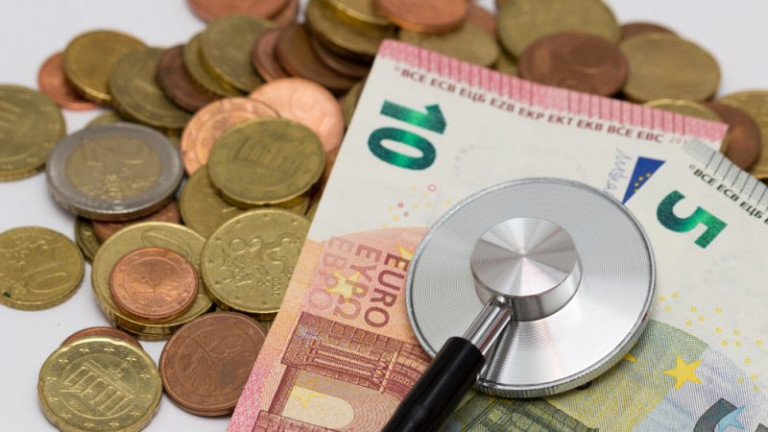 Ο υγιεινισμός και η δεισιδαιμονία είναι κερδοφόρα, όχι η ίαση