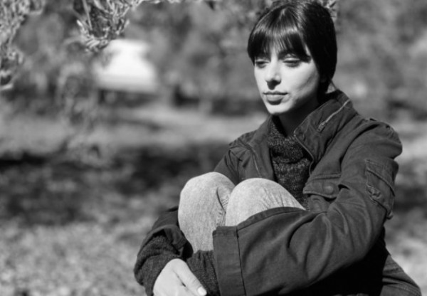 Η Γη της Ελιάς: Η Ευτυχία πέφτει θύμα μιας ύποπτης ληστείας – Ποιος κρύβεται από πίσω;