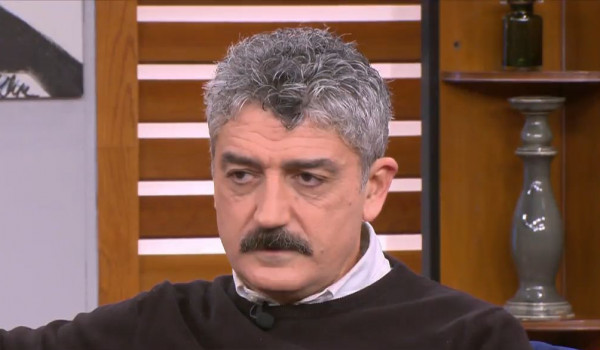 Δημήτρης Ήμελλος – «Η τηλεόραση είναι επικίνδυνη για εμένα»