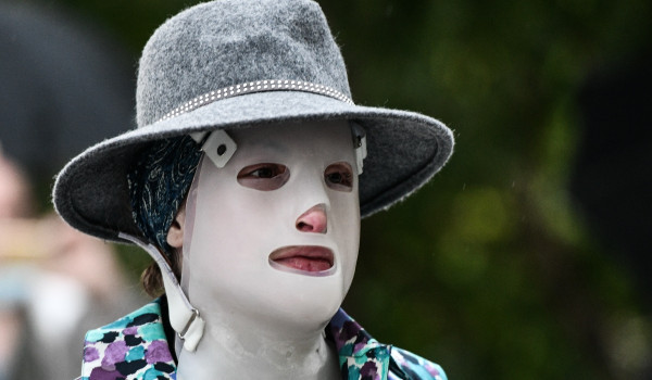 Ιωάννα Παλιοσπύρου: Έφτιαξε χιονάνθρωπο και πόζαρε στο λευκό τοπίο