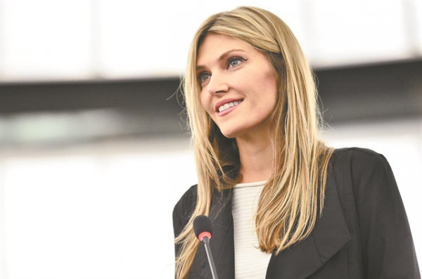 Εύα Καϊλή – «Οι μικρές νίκες δείχνουν πως δεν μένουμε στα λόγια»