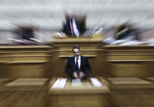 Ο Λένιν και τα «κρυφά» μηνύματα του πρωθυπουργού για κυβερνητικές αλλαγές