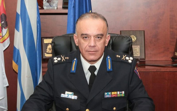 Στέφανος Κολοκούρης: Ποιος είναι ο αρχηγός του Πυροσβεστικού Σώματος που αποστρατεύεται