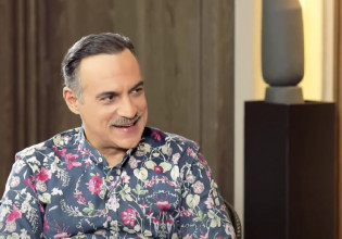 Κρατερός Κατσούλης: Ξεκαθαρίζει τη σχέση του με την Κατερίνα Καραβάτου – Είναι τσακωμένοι;