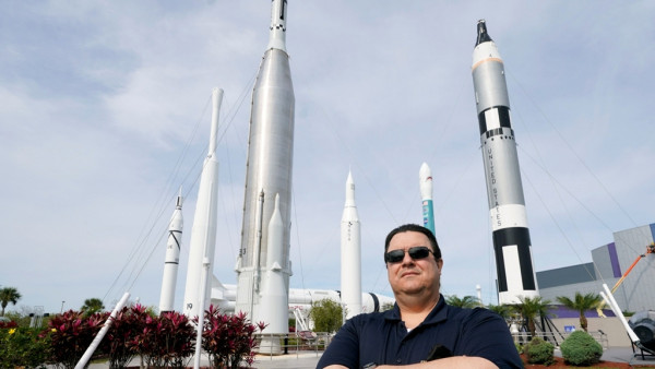 Κέρδισε εισιτήριο για το διάστημα και αναγκάστηκε να το δώσει σε φίλο του – Ο απίστευτος λόγος