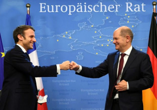 Φυσικό αέριο και ατομική ενέργεια – Τα «βρίσκουν» Σολτς-Μακρόν, σε δίλημμα οι Πράσινοι