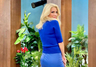 Ελένη Μενεγάκη: Ξετρελάθηκε με το χιόνι στον κήπο της – Έκανε σα μικρό παιδί