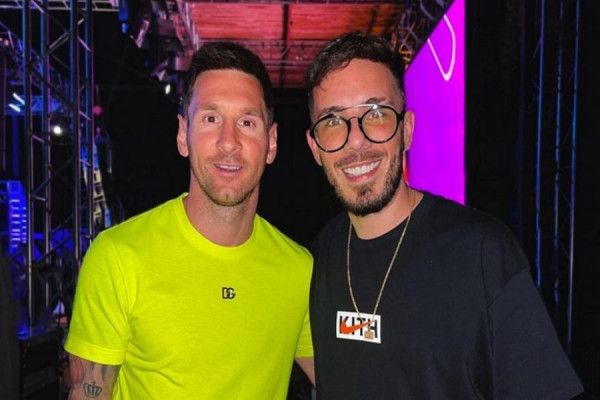 Κατηγορούν γνωστό DJ πως κόλλησε κοροναϊό τον Μέσι