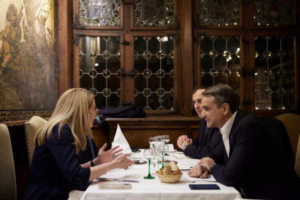 Συγχαρητήρια Μητσοτάκη στη Μετσόλα για την εκλογή της στην προεδρία του Ευρωπαϊκού Κοινοβουλίου