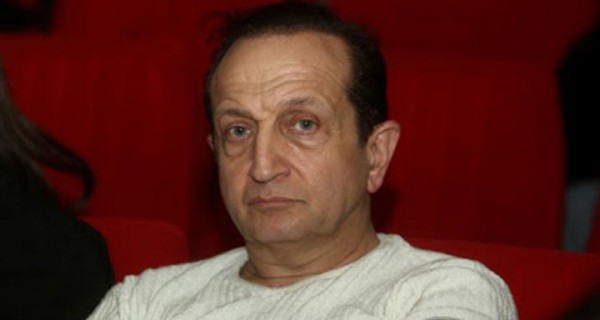 Σπύρος Μπιμπίλας – «Πρόκειται περί βλακείας», λέει για τη φάρσα για βόμβα του συναδέλφου του