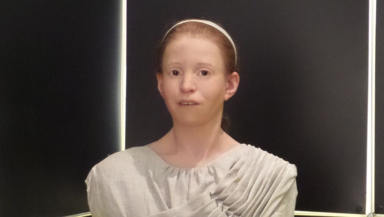 Η Μύρτις στην Αθήνα