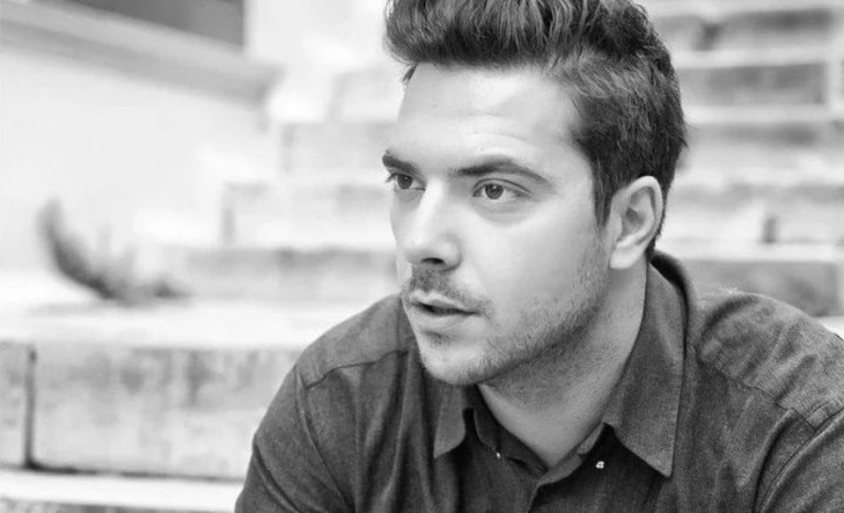 Πάνος Νάτσης: Ραγίζουν καρδιές τα μηνύματα στο σημείο όπου σκοτώθηκε