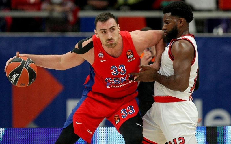 EuroLeague: MVP της 23ης αγωνιστικής ο Μιλουτίνοφ