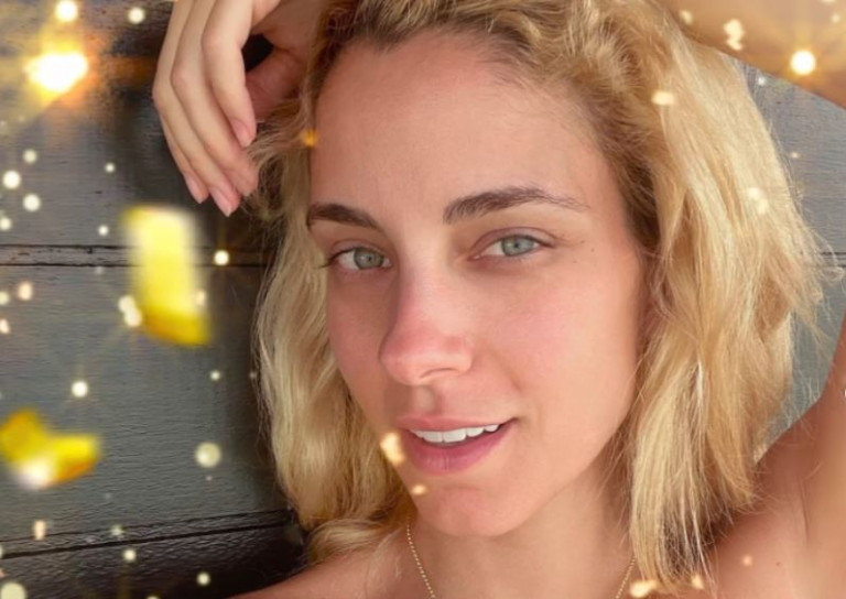 Δούκισσα Νομικού: Χουζούρια στο κρεβάτι και απολαυστικό αφρόλουτρο