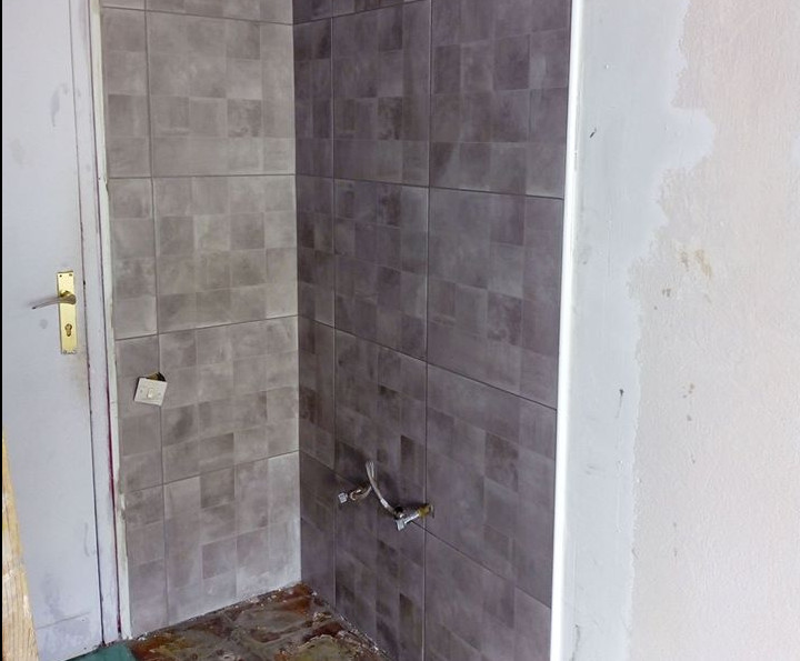 ΑΠΘ – Πατέρας μετέτρεψε δωμάτιο-τρώγλη της κόρης του σε υπέροχο διαμέρισμα