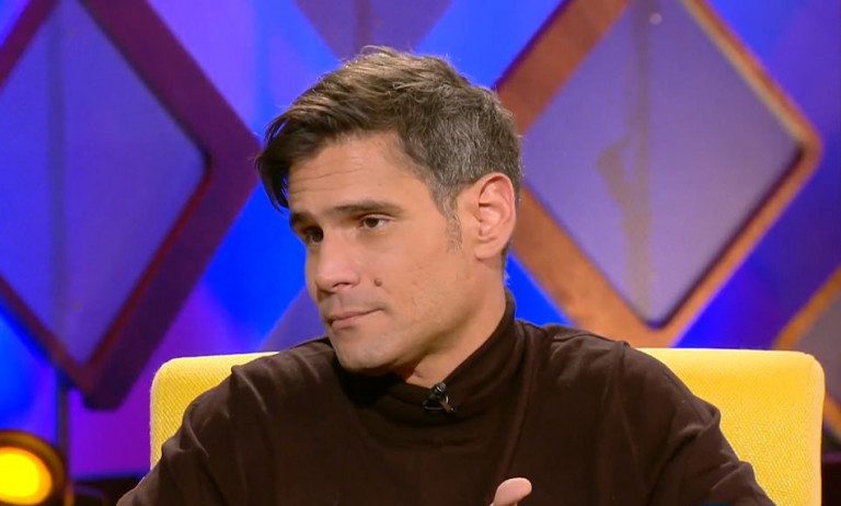 Δημήτρης Ουγγαρέζος – Η αποκάλυψη για την ερωτική του ζωή που μας άφησε άφωνους