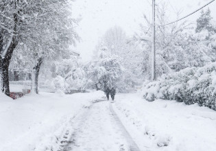Καιρός: Ξεκινά η επέλαση της «Ελπίδας» – Πού και πότε θα χιονίσει – Χρήσιμες οδηγίες για τους πολίτες