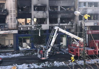 Έκρηξη στη Συγγρού: Οφείλεται τελικά σε φιάλη υγραερίου; Τι εξετάζουν οι αρχές