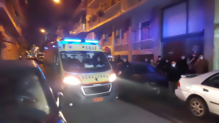 Ομηρία στο κέντρο της Αθήνας – Τι αναφέρουν οι γείτονες στο in.gr