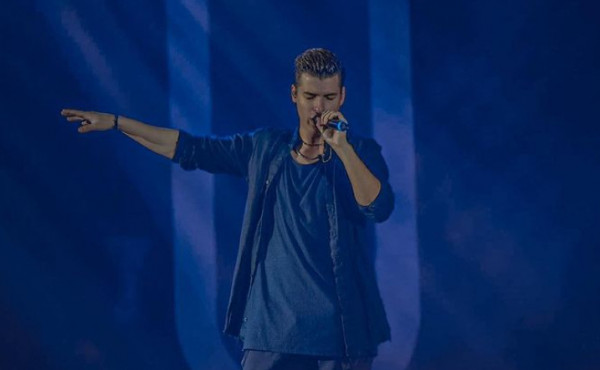 Στέφανος Πιτσίνιαγκας – «Ο Παντελίδης ήταν η αφορμή για να ξεκινήσω να τραγουδάω»