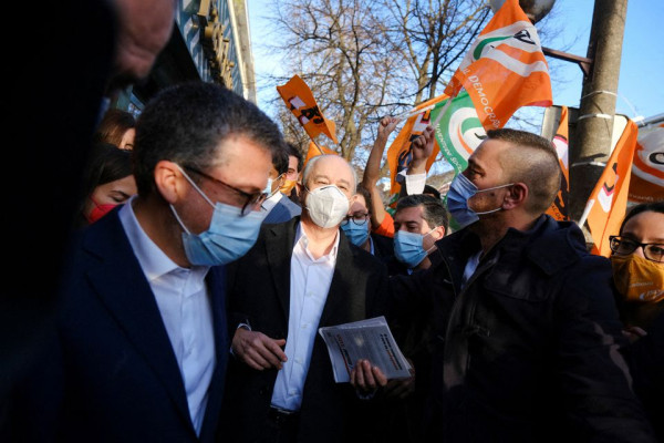 Πορτογαλία: Άνοιξαν οι κάλπες για τις πρόωρες βουλευτικές εκλογές