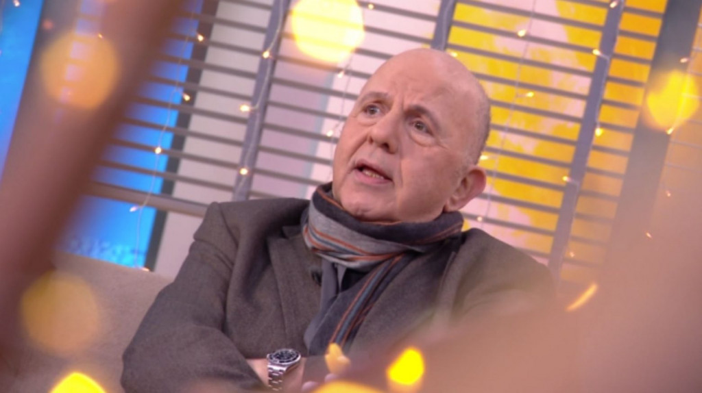 Νίκος Μουρατίδης – «Το κοτέτσι της TV έχει πάρα πολλές κότες. Ποιος θα πάρει σοβαρά κάποιες από αυτές των πρωινάδικων;»