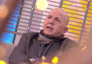 Νίκος Μουρατίδης – «Το κοτέτσι της TV έχει πάρα πολλές κότες. Ποιος θα πάρει σοβαρά κάποιες από αυτές των πρωινάδικων;»