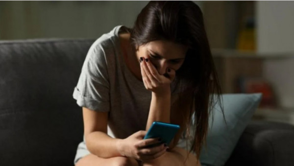 Θεσσαλονίκη: Νέα υπόθεση revenge porn – Έστειλε το βίντεο ακόμη και σε… συγγενείς της