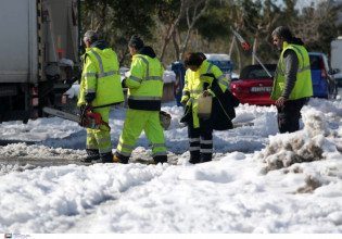 Σκρέκας: Λιγότερα από 1.000 νοικοκυριά χωρίς ρεύμα στην Αττική