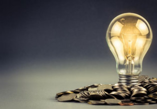 Νέα μέτρα για ανατιμήσεις – Οι ανακοινώσεις του Κώστα Σκρέκα για νοικοκυριά και επιχειρήσεις