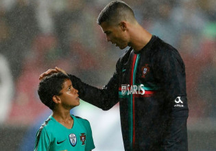 Ρονάλντο: «Δεν αφήνω το γιο μου να έχει κινητό, τσακωνόμαστε όταν τρώει πατατάκια»