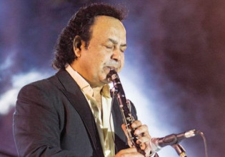 Δύσκολες ώρες για τον Βασίλη Σαλέα – Πέθανε από κοροναϊό η γυναίκα του