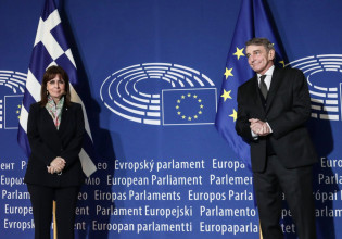 Θλίψη στον πολιτικό κόσμο της χώρας για το θάνατο του Νταβίντ Σασόλι