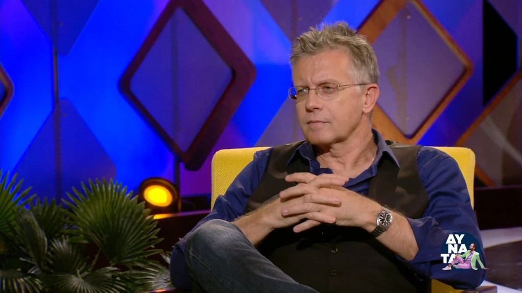 Γιάννης Σαββιδάκης – Το τραγούδι του για την πανδημία και τους ήρωες γιατρούς και νοσηλευτές