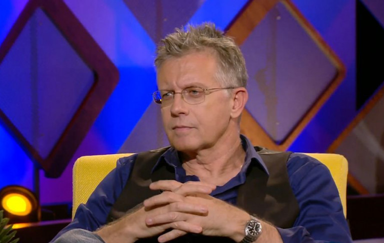 Γιάννης Σαββιδάκης – Το τραγούδι του για την πανδημία και τους ήρωες γιατρούς και νοσηλευτές